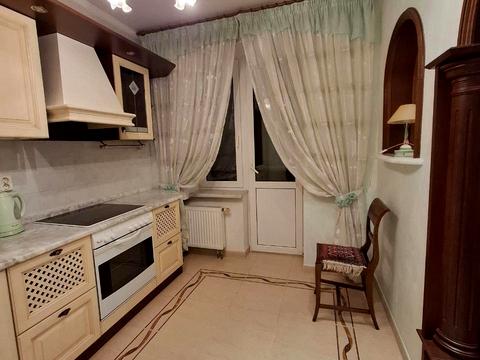 квартира по адресу Леси Украинки бульв., 21