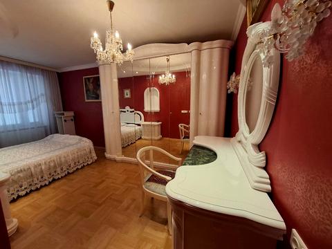 квартира по адресу Леси Украинки бульв., 21