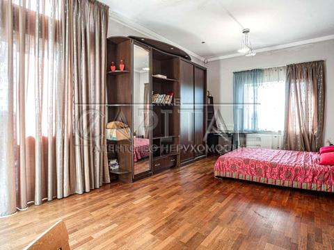 будинок за адресою Військова вул.