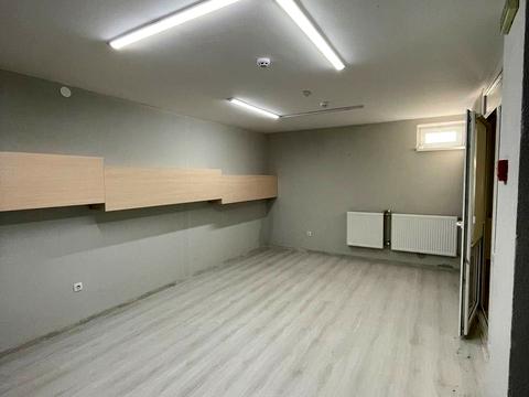 комерційна за адресою Володимира Антоновича вул. (), 74