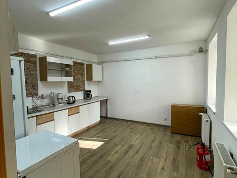 комерційна за адресою Володимира Антоновича вул. (), 74