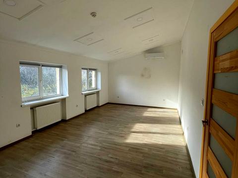 комерційна за адресою Володимира Антоновича вул. (), 74