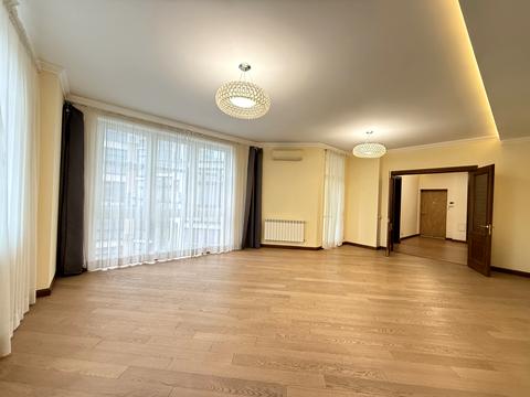 комерційна за адресою Назарівська вул. (Вєтрова), 23-А