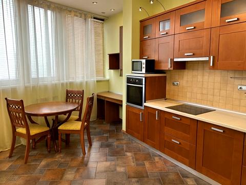 квартира за адресою Урлівська вул., 16/37