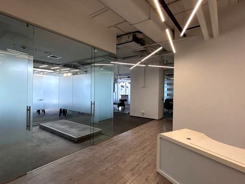 комерційна за адресою Спорт, 1