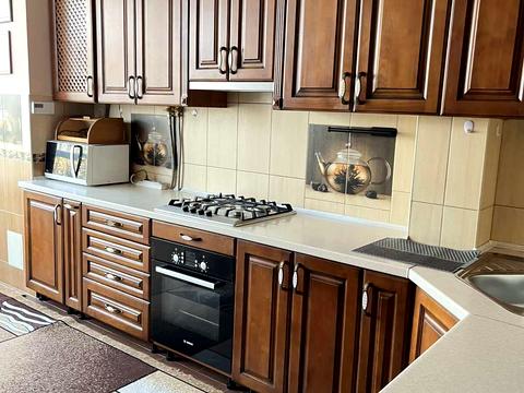 квартира за адресою Володимира Великого вул., 93