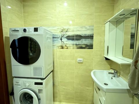 квартира за адресою Володимира Великого вул., 93