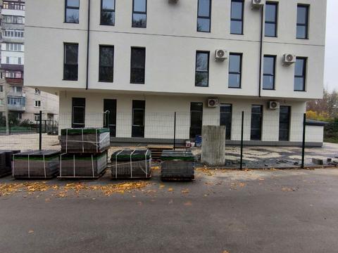 коммерческая по адресу Киевская ул., 162а