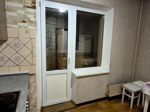 квартира за адресою Ревуцького вул., 19/1