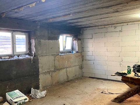 комерційна за адресою Святомихайлівська вул., 15