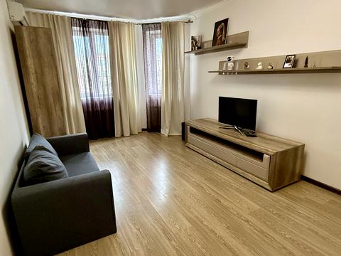 квартира за адресою Боголюбова вул., 20