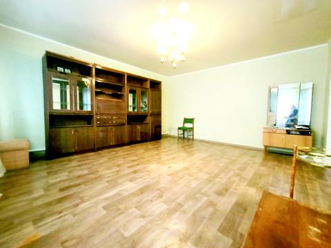 будинок за адресою с. Петрове (Петрівське), Зелена, 1