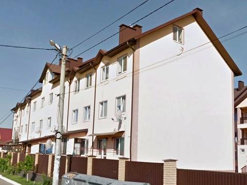 комерційна за адресою Святомихайлівська вул., 15