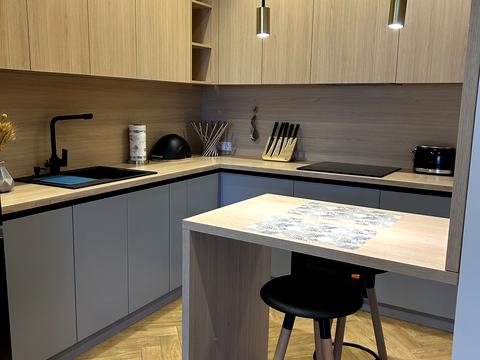 квартира за адресою Київська набережна вул., 4