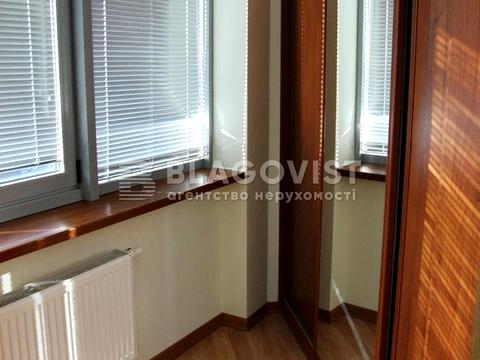 комерційна за адресою Антоновича вул. (Горького), 157