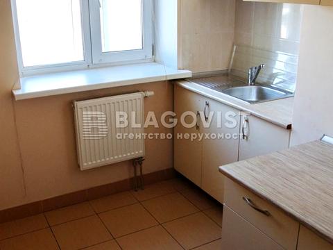 комерційна за адресою Антоновича вул. (Горького), 157