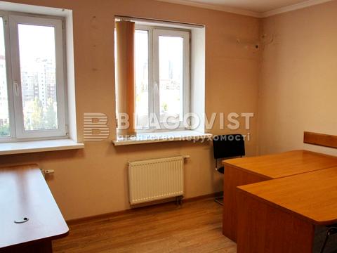 комерційна за адресою Антоновича вул. (Горького), 157