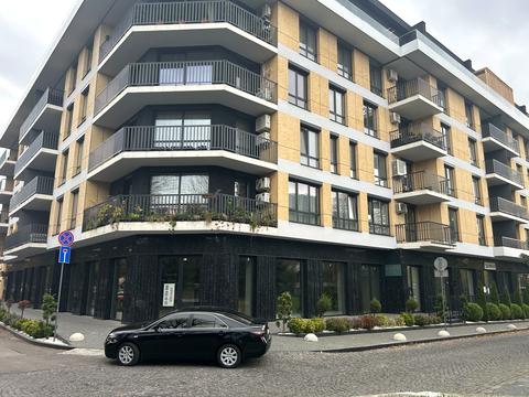 квартира за адресою Київська набережна вул., 4