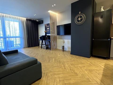 квартира за адресою Київська набережна вул., 4