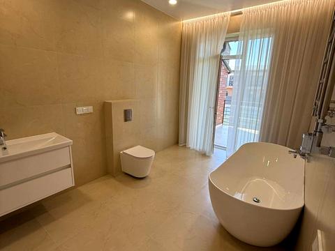 дом по адресу  ул.