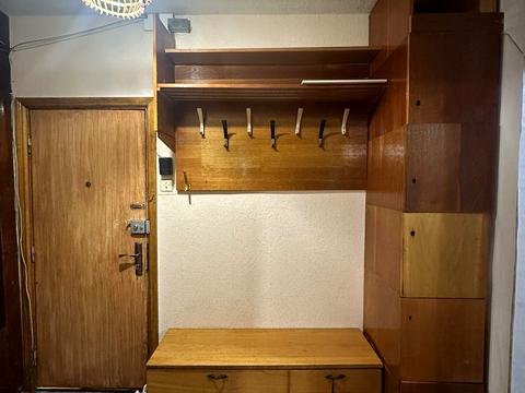 квартира за адресою Ревуцького вул., 18