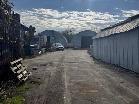 коммерческая по адресу Миру пер., 19