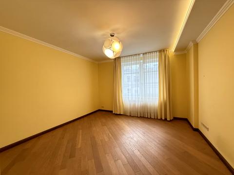 комерційна за адресою Назарівська вул. (Вєтрова), 23-А