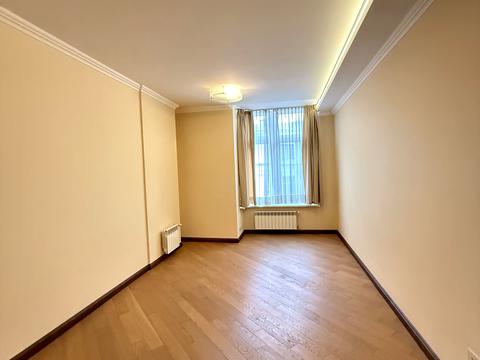 комерційна за адресою Назарівська вул. (Вєтрова), 23-А