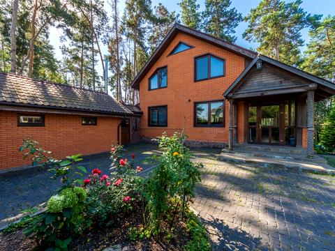 будинок за адресою Центральна, 17