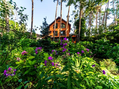 будинок за адресою Центральна, 17