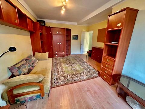 квартира за адресою Марії Приймаченко бульв. (Академіка Ліхачова), 4