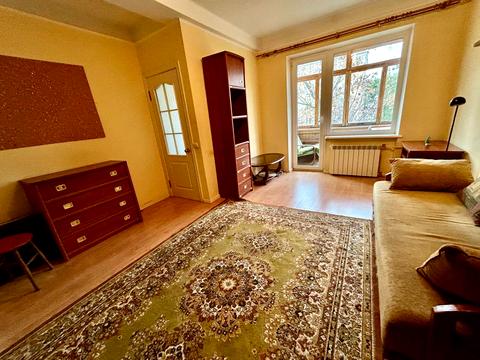 квартира за адресою Марії Приймаченко бульв. (Академіка Ліхачова), 4