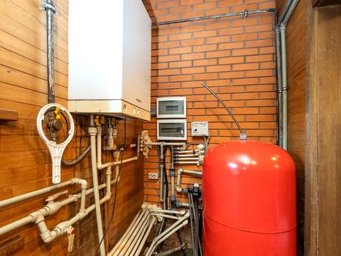 будинок за адресою Центральна, 17