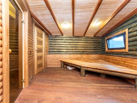 будинок за адресою Центральна, 17