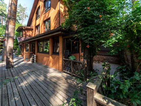 будинок за адресою Центральна, 17