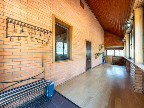 будинок за адресою Центральна, 17