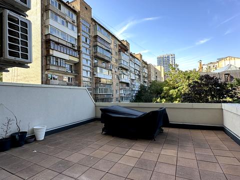 квартира за адресою Жилянська вул., 68