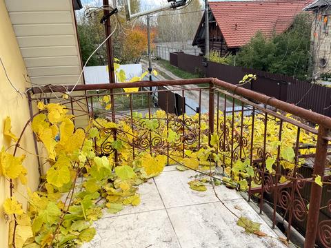 будинок за адресою Колекторна вул., 1