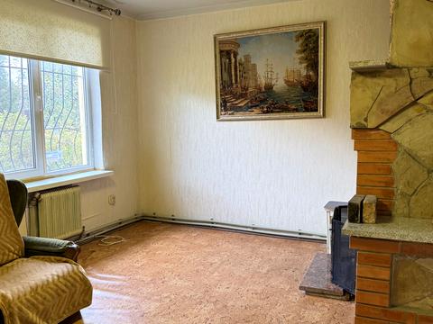 будинок за адресою Колекторна вул., 1