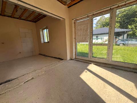 будинок за адресою Кар'єрна