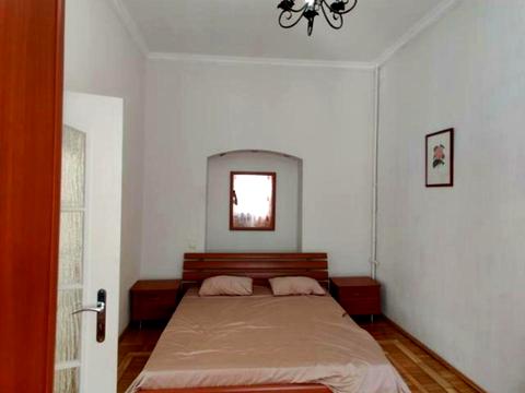 квартира за адресою Євгена Чикаленка вул. (Пушкінська), 31-Б