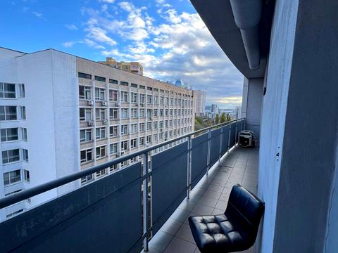 комерційна за адресою Євгена Коновальця вул. (Щорса), 36Д