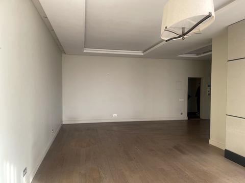 комерційна за адресою Андрія Верхогляда вул. (Михайла Драгомирова), 2-А