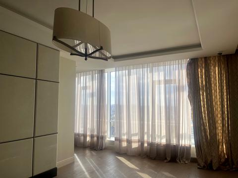 комерційна за адресою Андрія Верхогляда вул. (Михайла Драгомирова), 2-А