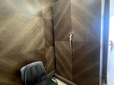 комерційна за адресою Андрія Верхогляда вул. (Михайла Драгомирова), 2-А