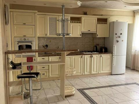 квартира за адресою Залізнична, 7