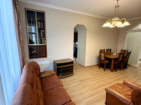 квартира за адресою Нагірна вул., 8/32