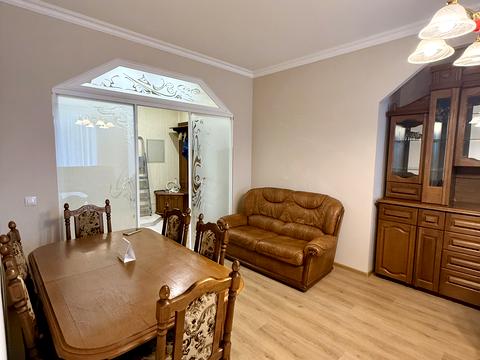 квартира за адресою Нагірна вул., 8/32