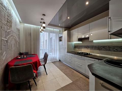 квартира за адресою Левка Лук'яненка вул. (Василя Жуковського), 16