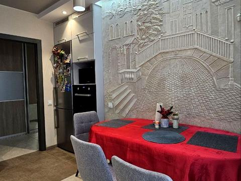 квартира за адресою Левка Лук'яненка вул. (Василя Жуковського), 16